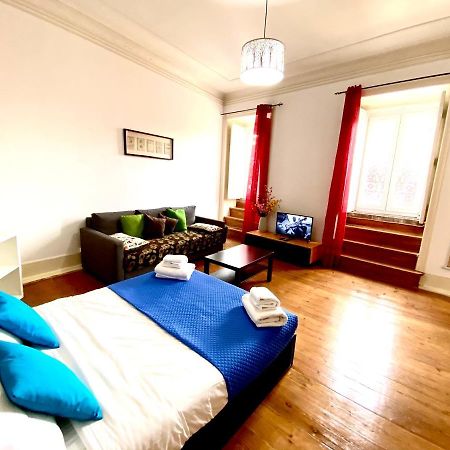 Classic Chiado 1 - Central Guest House Room With Shared Bathroom Lisboa Exteriör bild